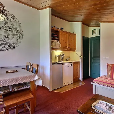Au Pied Des Pistes Avec Balcon Et Cuisine Equipee - Fr-1-455-7 Apartamento